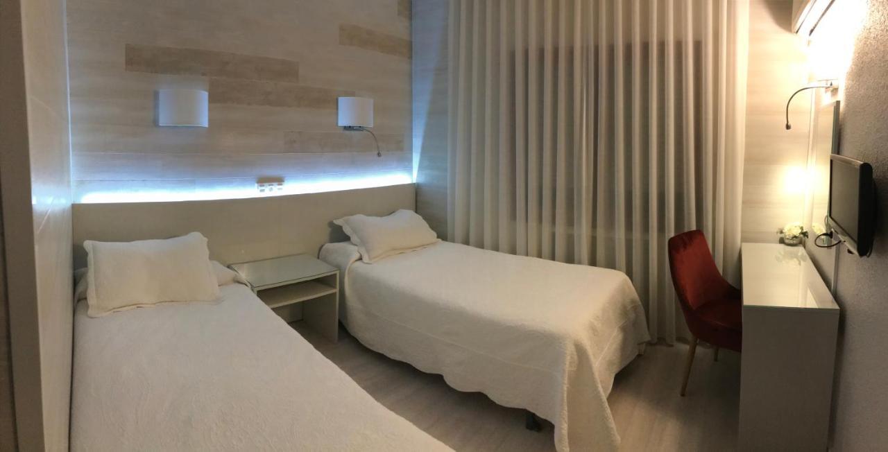 Hostal La Parrilla توذيلا المظهر الخارجي الصورة